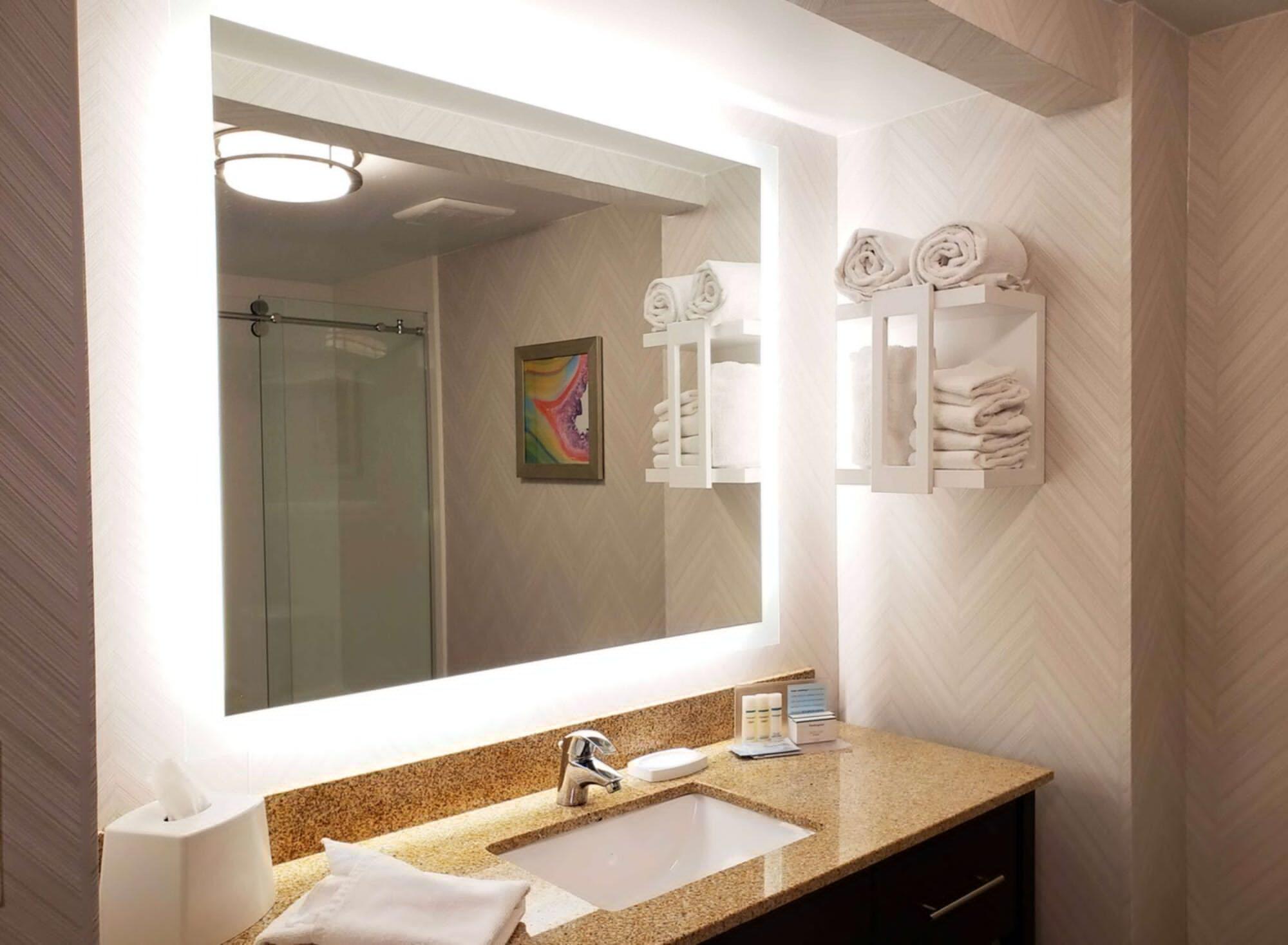 Hampton Inn Гринсберг Экстерьер фото